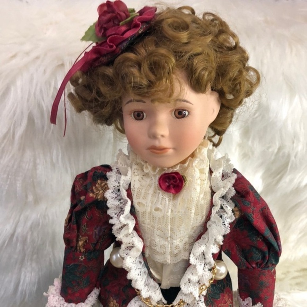 Christmas American sweetheart Porcelain Doll